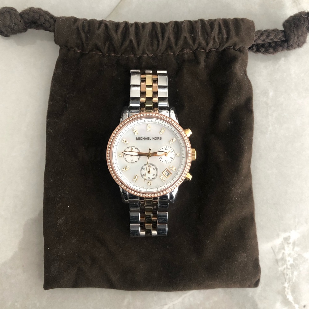 Michael Kors Watch - Picture 6 of 11